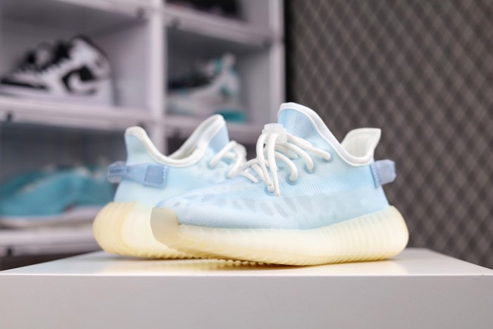Kids yeezy 350 shoes 1