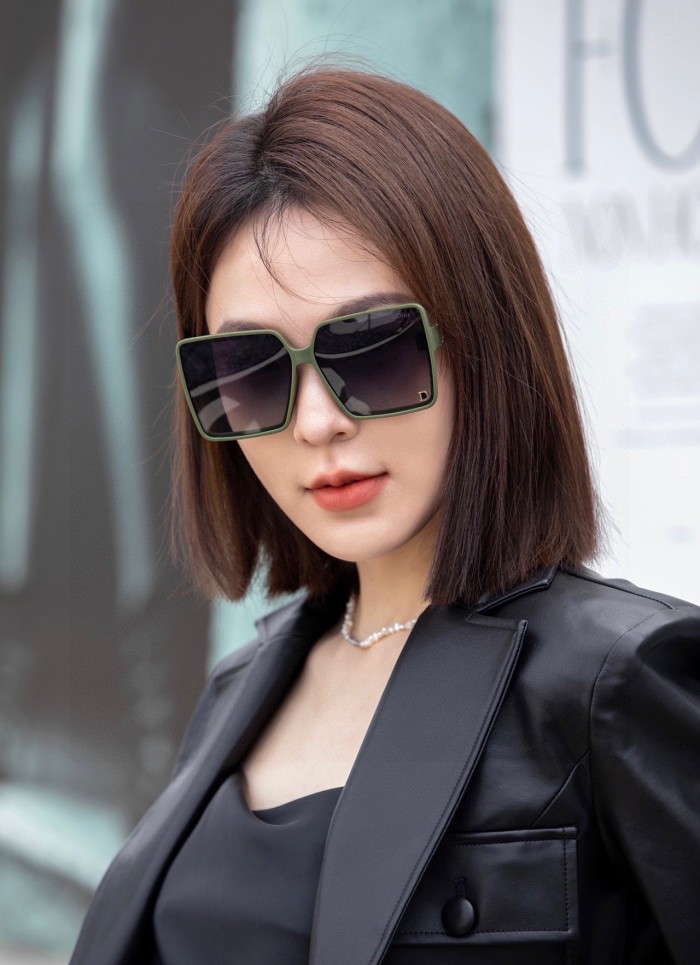 sunglasses Dior 7116