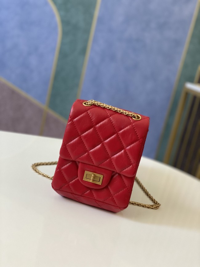 Handbag Chanel AS1326 size 17 13.5 5.5 cm