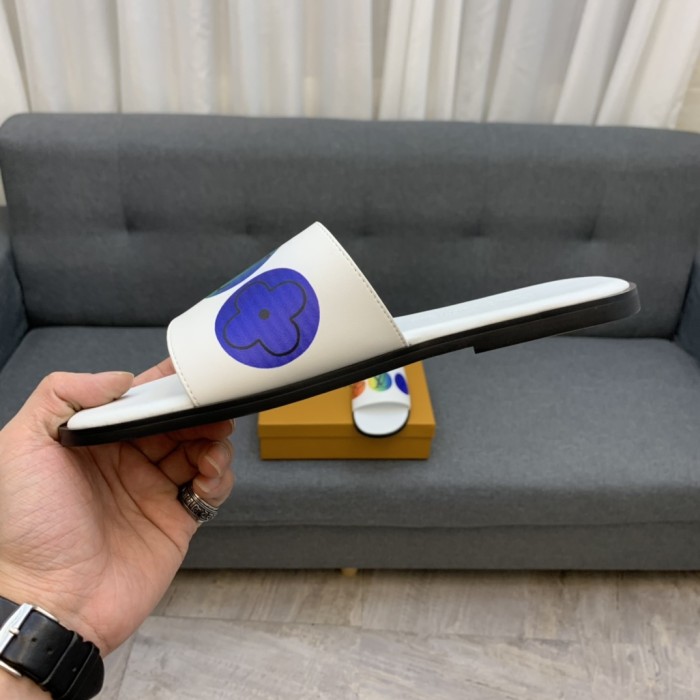 Louis Vuitton Slipper 123