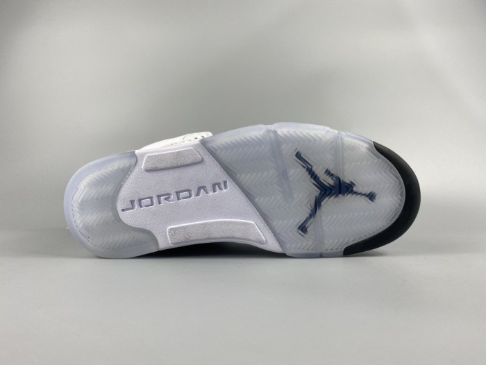 Jordan 5 Retro Metallic White (2015)