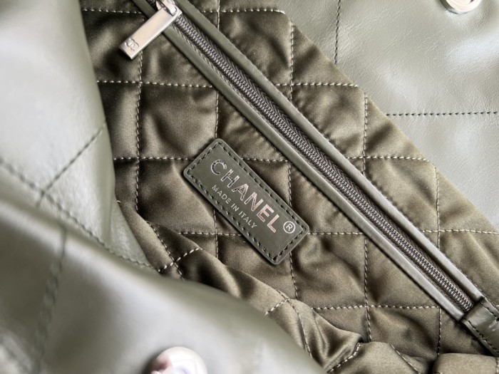 Handbag Chanel size 35cmx37cmx7 cm