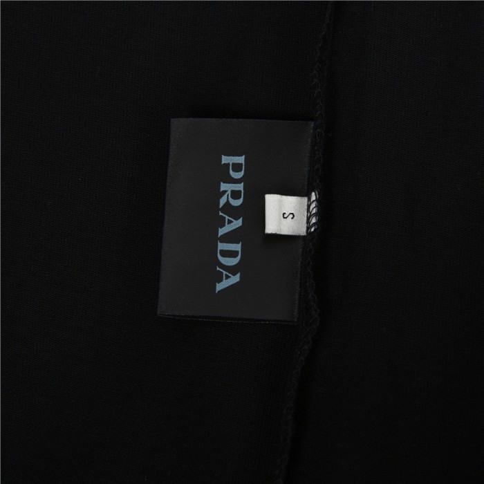 Clothes Prada 10
