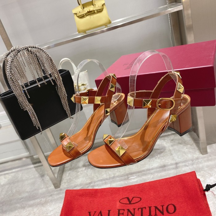 VALENTINO GARAVANI ROMAN STUD WOMEN 10