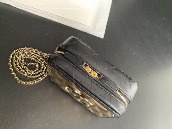 Handbag Chanel 2389 size 14cmx10cmx6.5 cm