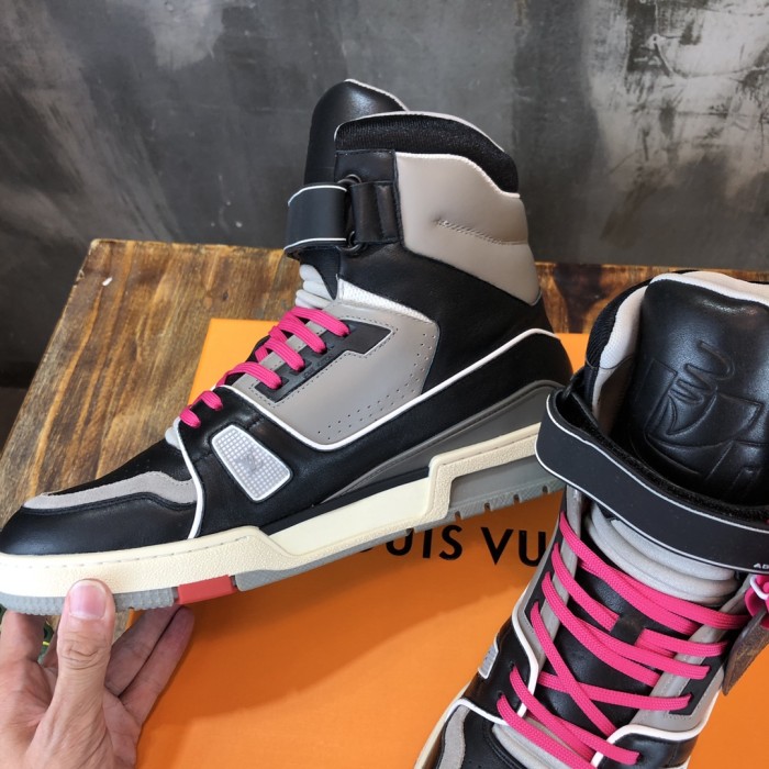 Louis Vuitton Trainer Sneakers 17
