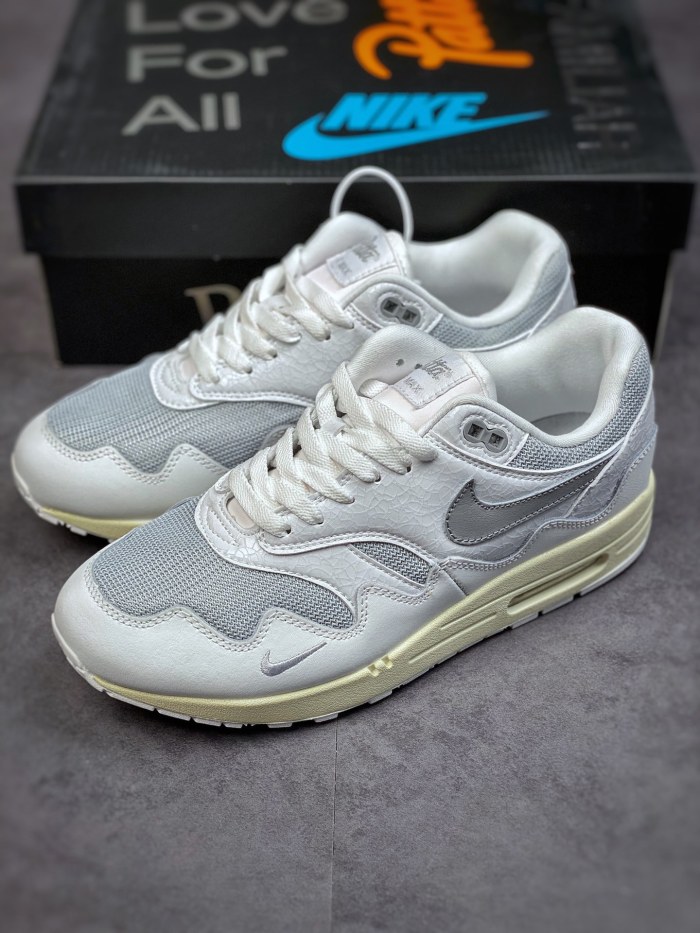 Nike Air Max 1 Patta Waves White