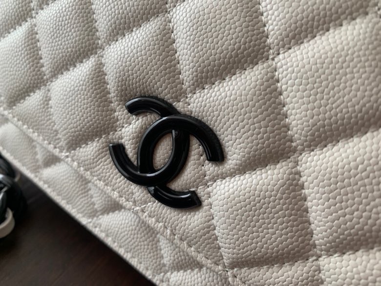 Handbag Chanel AP1954 size 19 cm