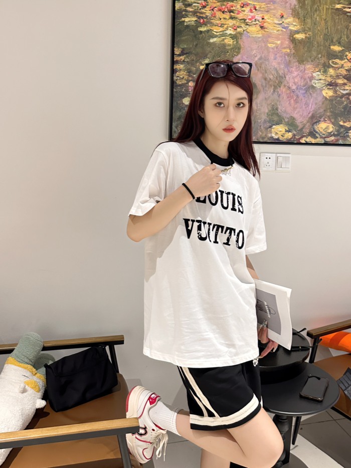 Clothes Louis Vuitton 414