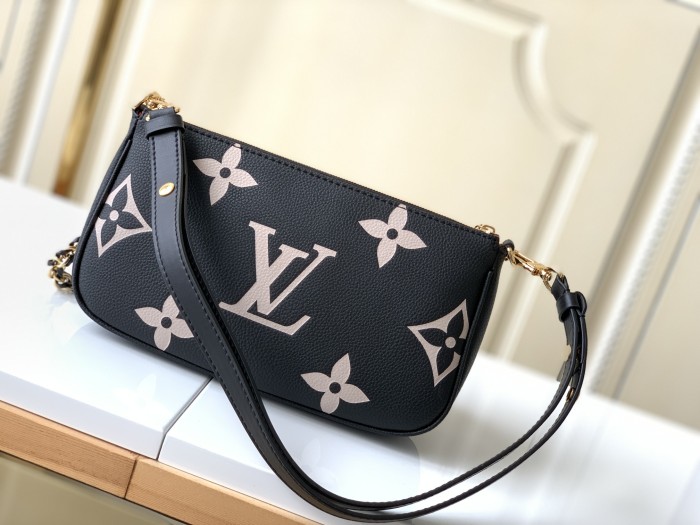 Handbag Louis Vuitton 45777 size 23.5×13×4.5 cm