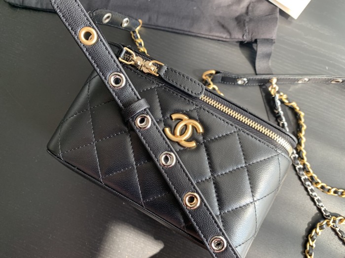 Handbag Chanel size AP2550 size 10cmx17cmx8 cm