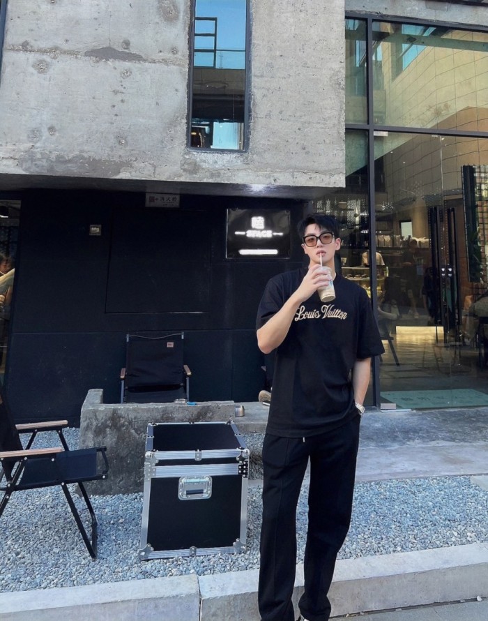 Clothes Louis Vuitton 252