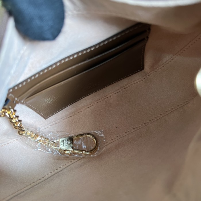 Handbag Gucci 726843 size 22*12.5*5 cm