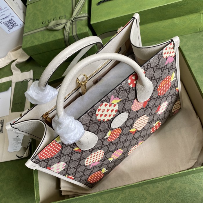 Handbag Gucci 659983 size 31*26*14 cm