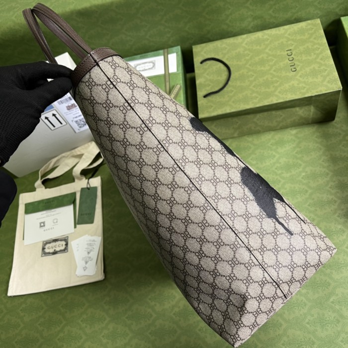 Handbag Gucci 680127 size 41.5*39.5*19.5 cm