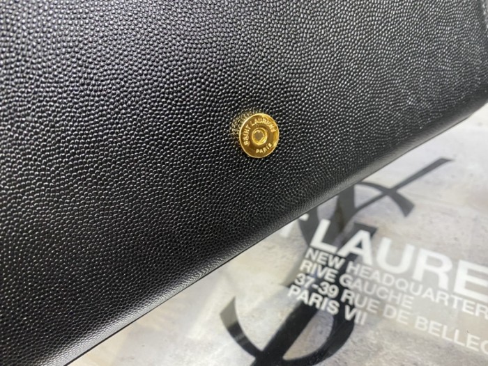 Handbags SAINT LAURENT 354119 size 24-5.5-15 cm