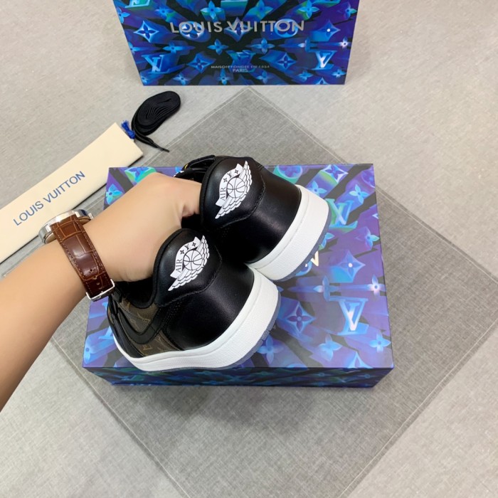 Louis Vuitton & Nike sneaker 2