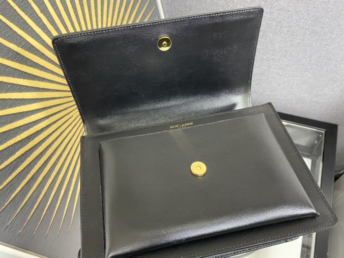 Handbags SAINT LAURENT 442906 size 22-16-9 cm