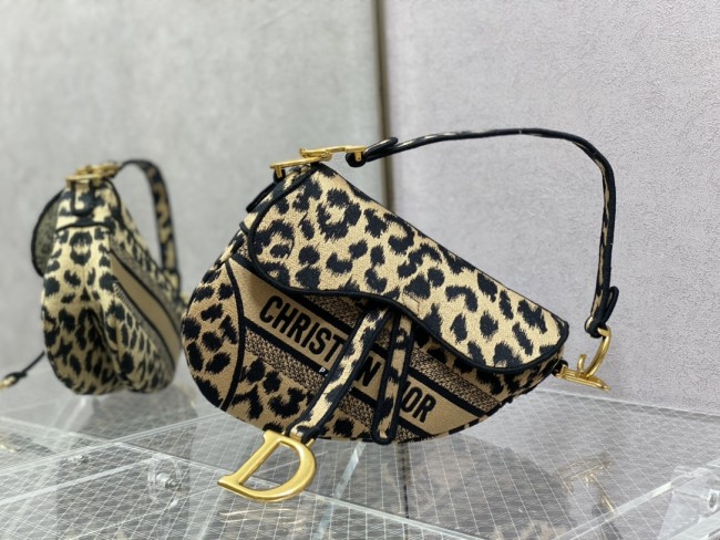 Handbag Dior size 25 cm