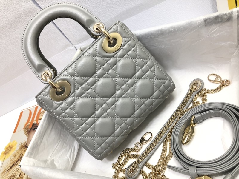 Handbag Dior M0505 size 17×15×7 cm