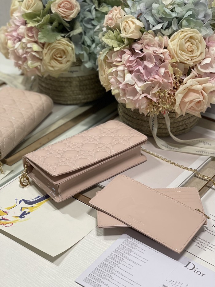 Handbag Dior 77035 size 21.5 x 11.5 x 3 cm