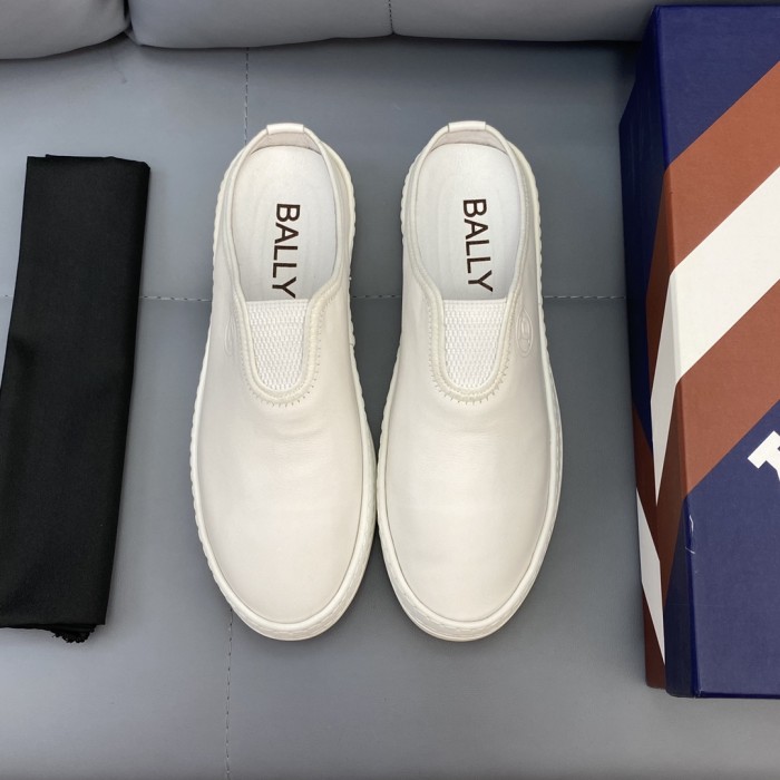 Bally Low Top Sneaker 12