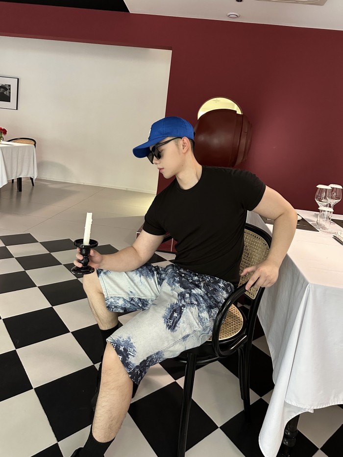 Clothes Louis Vuitton 350