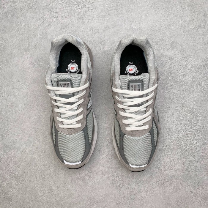 New Balance 990V4 Sneaker 8