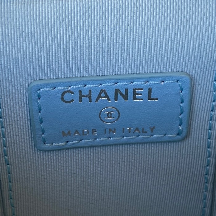Handbag Chanel AP2718 size 12 cm