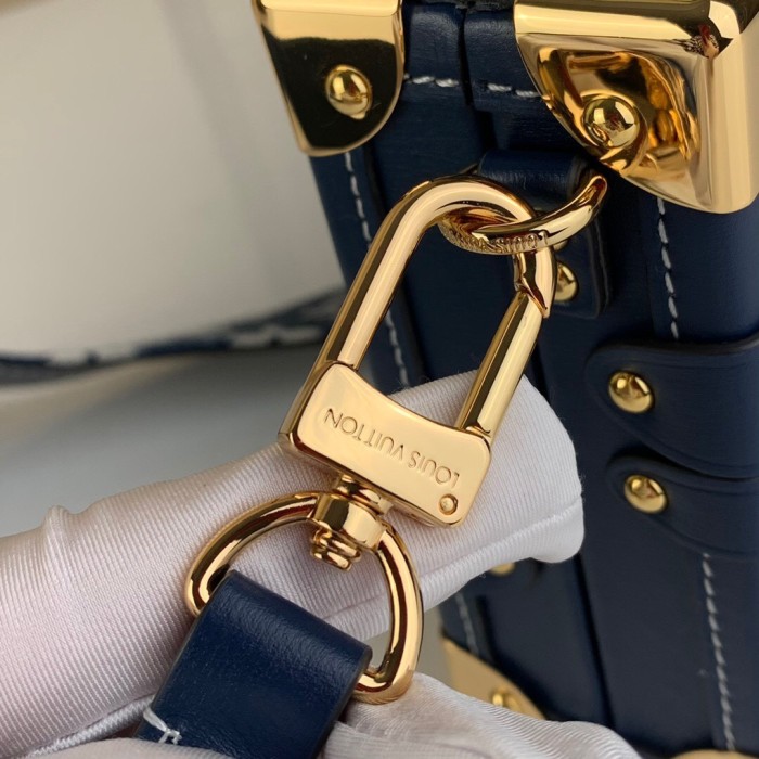 Handbag Louis Vuitton m59717 size 20 x 12.5 x 5 cm