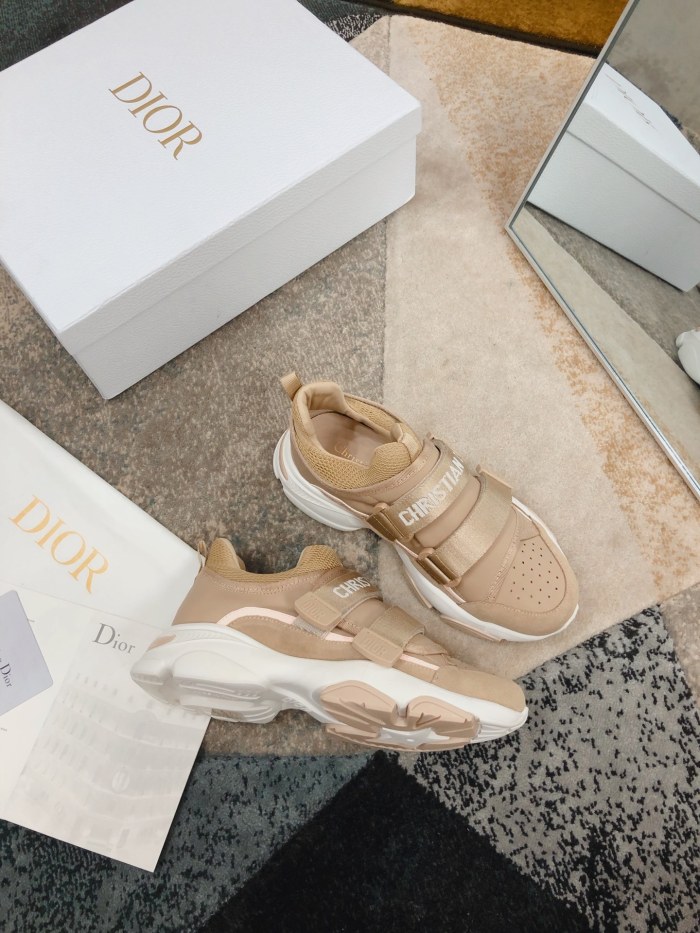 Dior D-Wander Sneaker 4