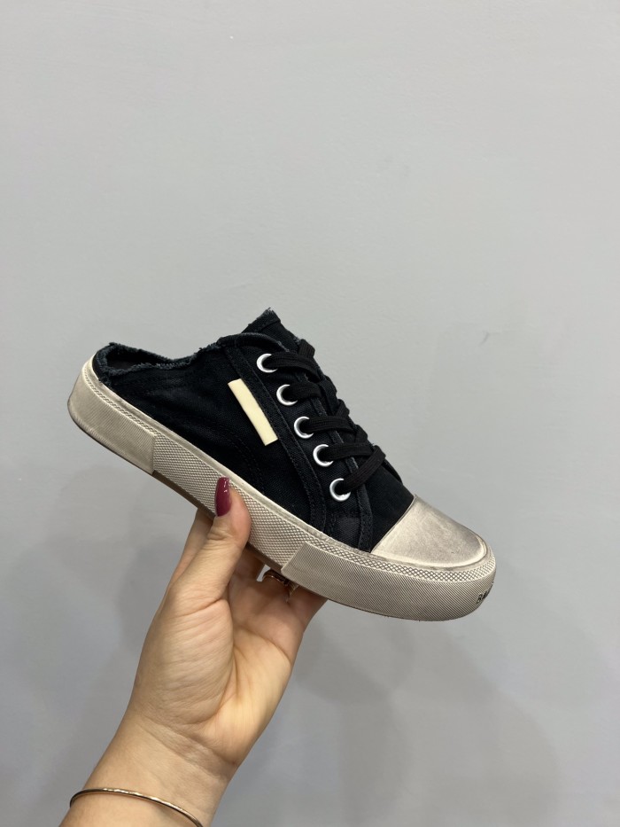 Balenciaga Paris Sneaker 4