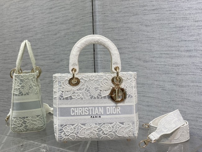 Handbag Dior size 24 cm