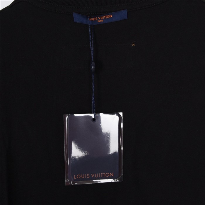 Clothes Louis Vuitton 446