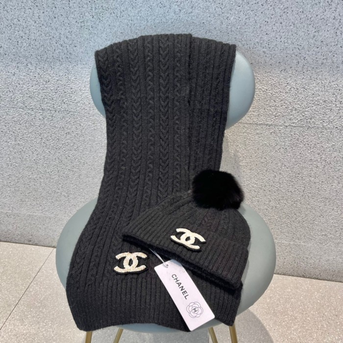 Hat & Scarf Chanel 5