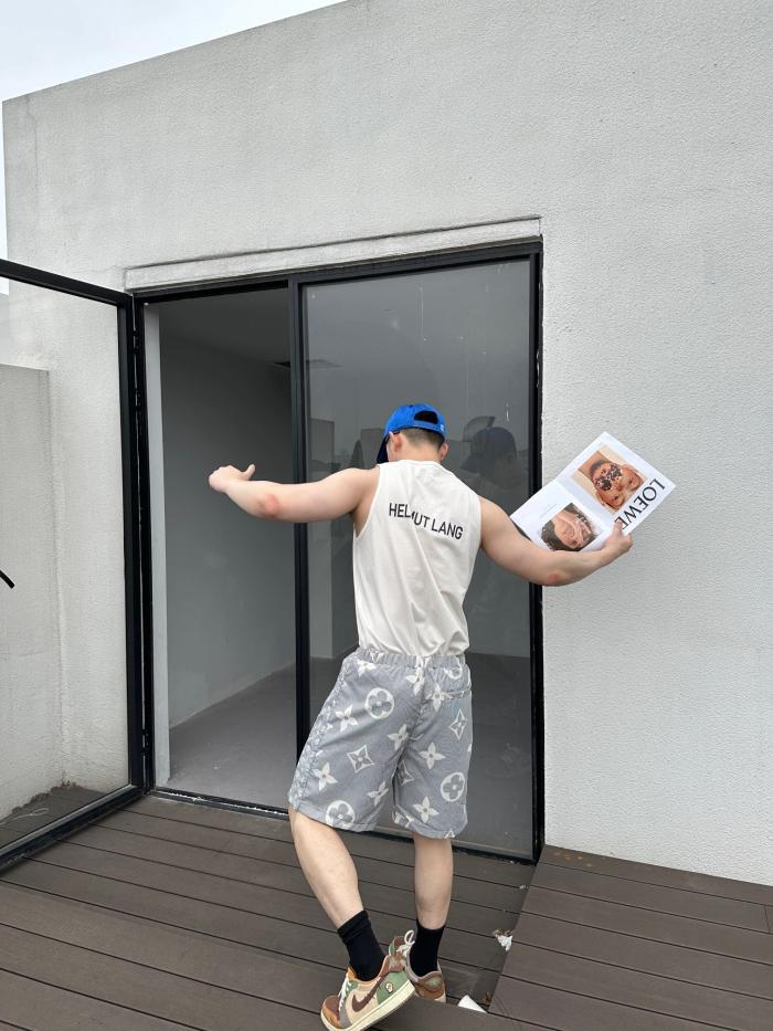 Clothes Louis Vuitton 400