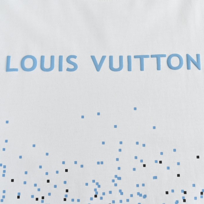 Clothes Louis Vuitton 299