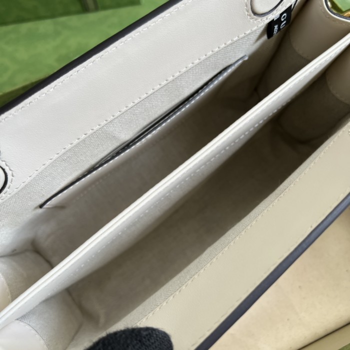 Handbag Gucci 702200 size 26*17.5*8 cm