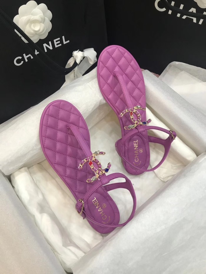 Chanel Slides 48
