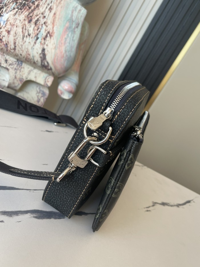 Handbag Louis Vuitton M46340 size 25x18x4cm