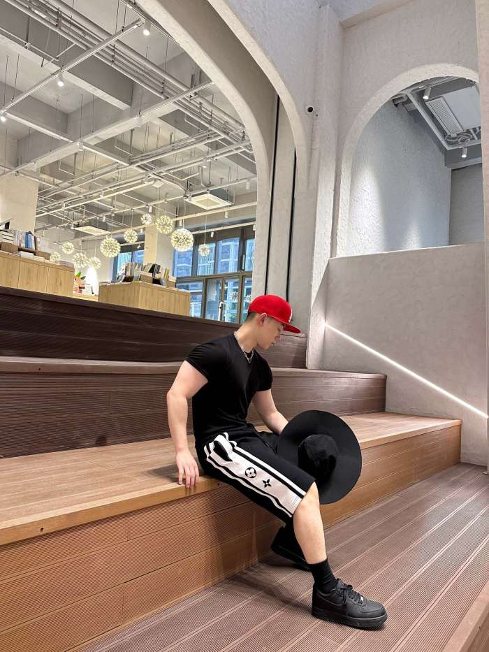 Clothes Louis Vuitton 207