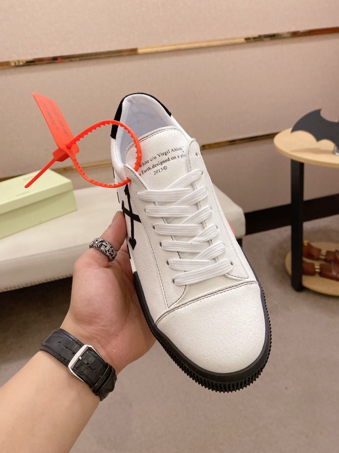 Off-White Low Vulc White Black (W)