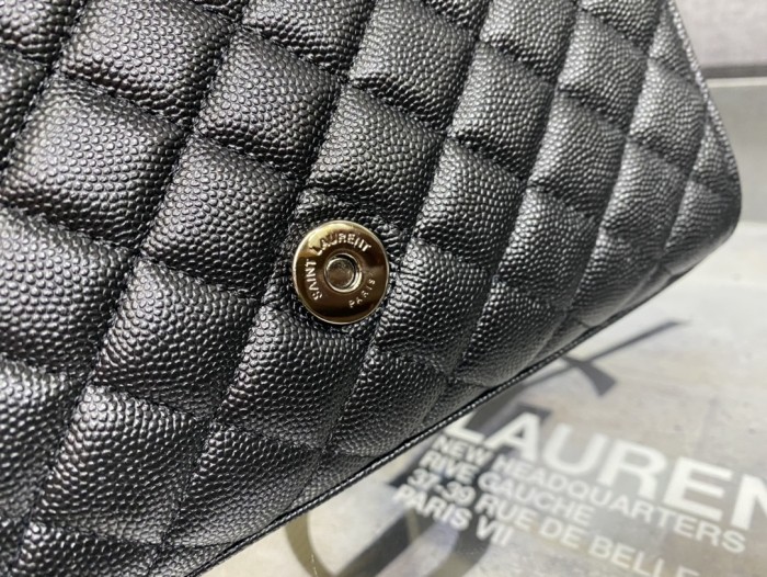 Handbags SAINT LAURENT 526286 size 22×13×6 cm