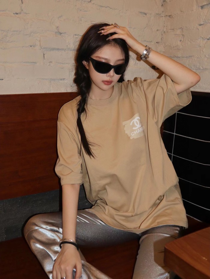 Clothes CHANEL 18