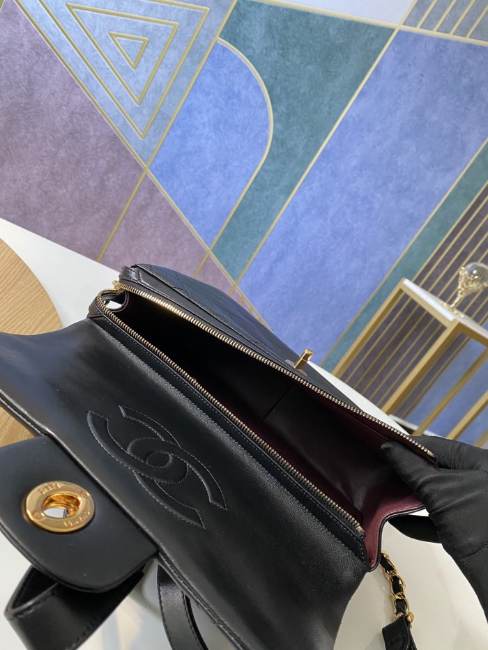 Handbag Chanel A88 size 30.21.8 cm