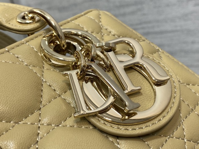 Handbag Dior size 16*5.5*10 cm