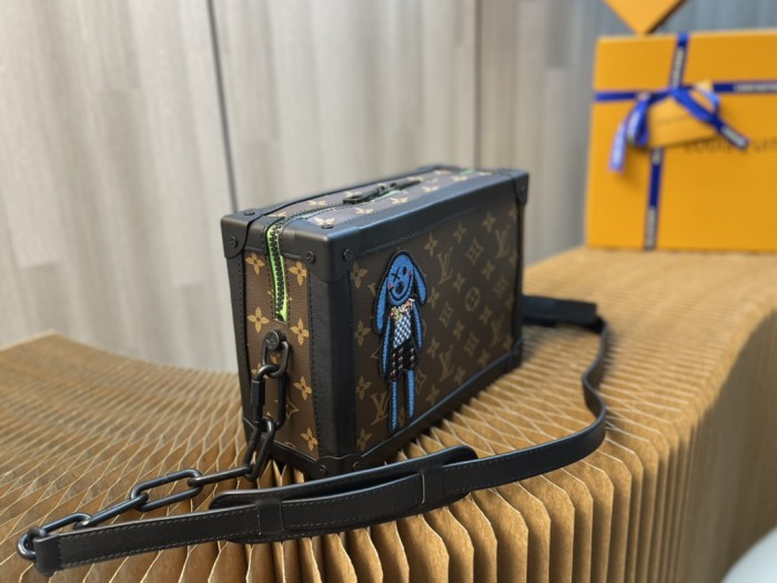 Handbag Louis Vuitton M44478 Virgil Abhol size 25×18×10cm