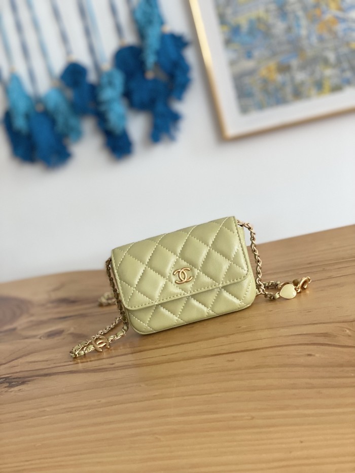 Handbag Chanel 81228 size 12.5 cm