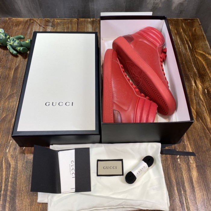 Gucci Ace embroidered sneaker 35