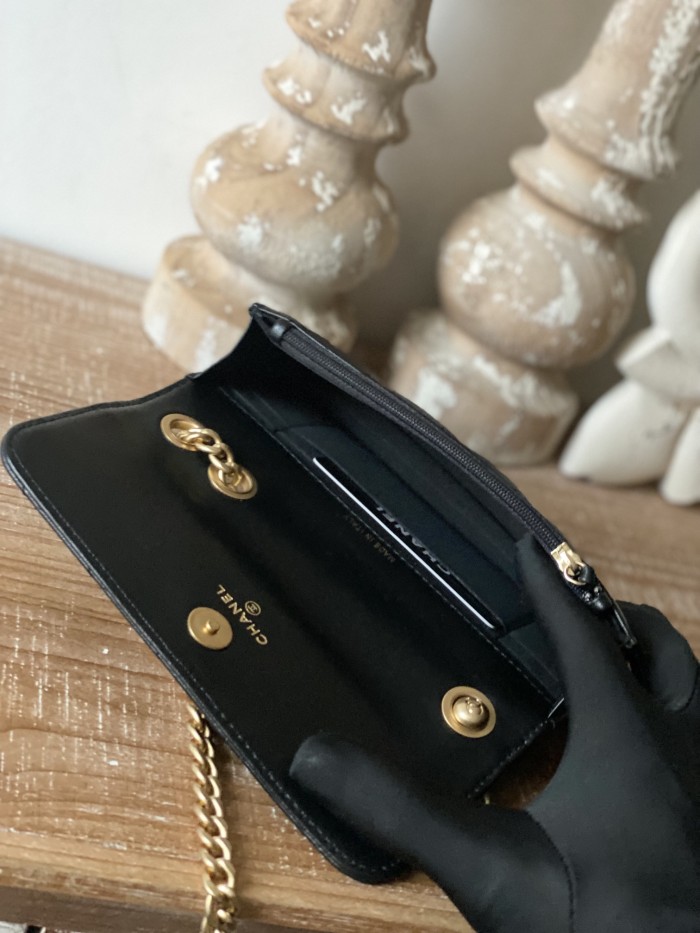 Handbag Chanel 81224 size 16 cm